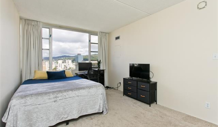 400 Hobron Lane,Honolulu,Hawaii,96815,1 ベッドルーム ベッドルーム,1 バスルームバスルーム,コンド / タウンハウス,Hobron,32,18381537