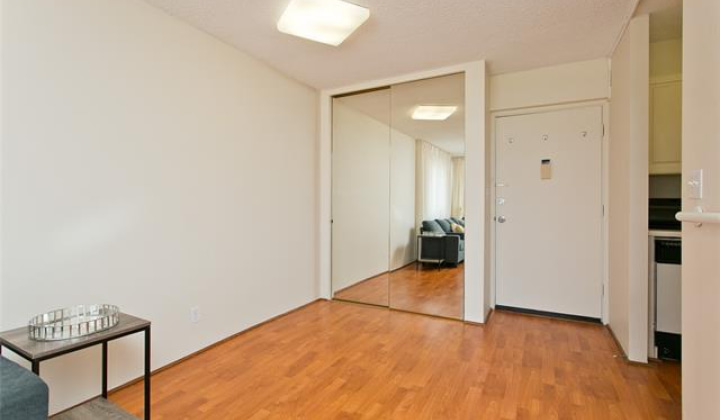 400 Hobron Lane,Honolulu,Hawaii,96815,1 ベッドルーム ベッドルーム,1 バスルームバスルーム,コンド / タウンハウス,Hobron,32,18381537