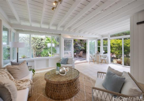521 Lawelawe Street,Honolulu,Hawaii,96821,4 ベッドルーム ベッドルーム,2 バスルームバスルーム,一戸建て,Lawelawe,18829064