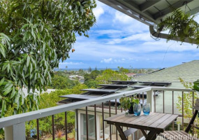 521 Lawelawe Street,Honolulu,Hawaii,96821,4 ベッドルーム ベッドルーム,2 バスルームバスルーム,一戸建て,Lawelawe,18829064