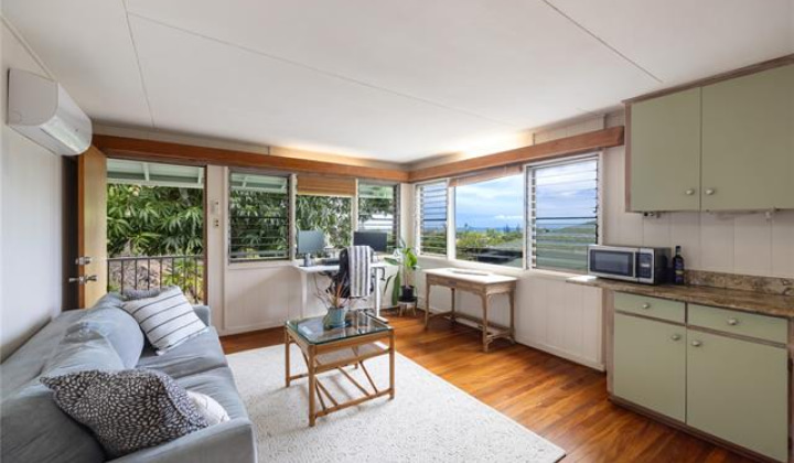 521 Lawelawe Street,Honolulu,Hawaii,96821,4 ベッドルーム ベッドルーム,2 バスルームバスルーム,一戸建て,Lawelawe,18829064