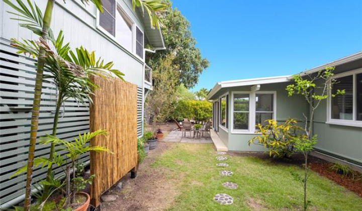 521 Lawelawe Street,Honolulu,Hawaii,96821,4 ベッドルーム ベッドルーム,2 バスルームバスルーム,一戸建て,Lawelawe,18829064