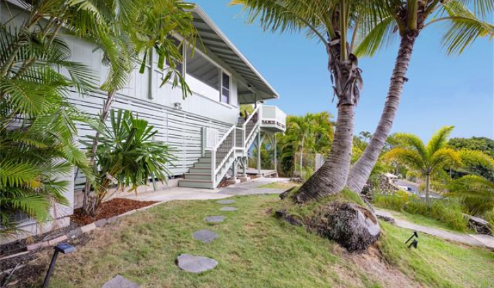 521 Lawelawe Street,Honolulu,Hawaii,96821,4 ベッドルーム ベッドルーム,2 バスルームバスルーム,一戸建て,Lawelawe,18829064