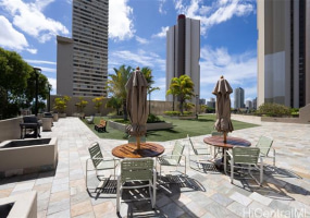 2499 Kapiolani Boulevard,Honolulu,Hawaii,96826,2 ベッドルーム ベッドルーム,2 バスルームバスルーム,コンド / タウンハウス,Kapiolani,11,18381907