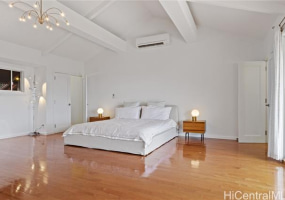 1735 Laukahi Street,Honolulu,Hawaii,96821,4 Bedrooms Bedrooms,3 BathroomsBathrooms,Single family,Laukahi,18382343