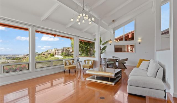 1735 Laukahi Street,Honolulu,Hawaii,96821,4 Bedrooms Bedrooms,3 BathroomsBathrooms,Single family,Laukahi,18382343