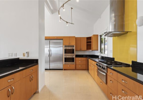 1735 Laukahi Street,Honolulu,Hawaii,96821,4 Bedrooms Bedrooms,3 BathroomsBathrooms,Single family,Laukahi,18382343