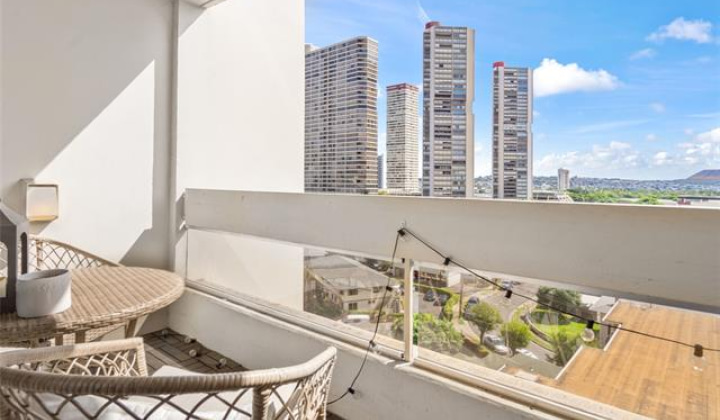 555 大学 Avenue,Honolulu,Hawaii,96826,1 ベッドルーム ベッドルーム,1 バスルームバスルーム,コンド / タウンハウス,University,9,18382347