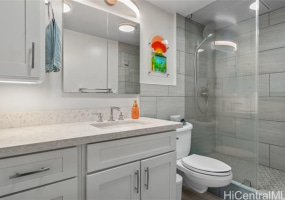 555 大学 Avenue,Honolulu,Hawaii,96826,1 ベッドルーム ベッドルーム,1 バスルームバスルーム,コンド / タウンハウス,University,9,18382347