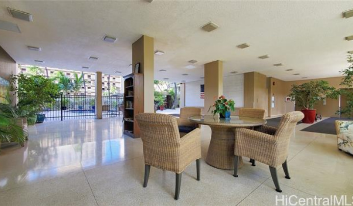 1720 Ala Moana Boulevard,Honolulu,Hawaii,96815,2 ベッドルーム ベッドルーム,1 バスルームバスルーム,コンド / タウンハウス,Ala Moana,4,18382680