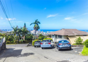 1263 Alewa Drive,Honolulu,Hawaii,96817,3 ベッドルーム ベッドルーム,2 バスルームバスルーム,一戸建て,Alewa,18831673