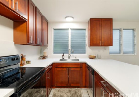 380 Kawaihae Street,Honolulu,Hawaii,96825,3 ベッドルーム ベッドルーム,2 バスルームバスルーム,コンド / タウンハウス,Kawaihae,1,18383676