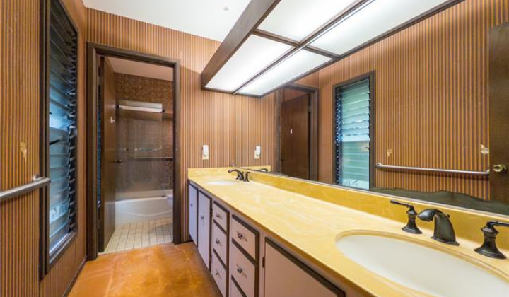 1791 Kumakani Loop,Honolulu,Hawaii,96821,4 Bedrooms Bedrooms,3 BathroomsBathrooms,Single family,Kumakani,18383782