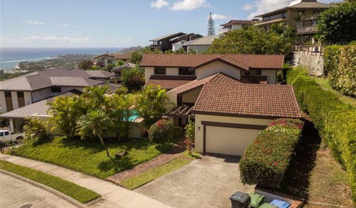 1791 Kumakani Loop,Honolulu,Hawaii,96821,4 Bedrooms Bedrooms,3 BathroomsBathrooms,Single family,Kumakani,18383782