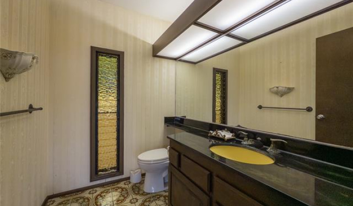 1791 Kumakani Loop,Honolulu,Hawaii,96821,4 Bedrooms Bedrooms,3 BathroomsBathrooms,Single family,Kumakani,18383782