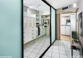1088 Bishop Street,Honolulu,Hawaii,96813,1 Bedroom Bedrooms,1 BathroomBathrooms,Condo/Townhouse,Bishop,17,18384269