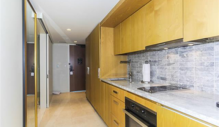 383 Kalaimoku Street,Honolulu,Hawaii,96815,1 バスルームバスルーム,コンド / タウンハウス,Kalaimoku,17,18384858