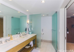 383 Kalaimoku Street,Honolulu,Hawaii,96815,1 バスルームバスルーム,コンド / タウンハウス,Kalaimoku,17,18384858