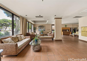1114 Punahou Street,Honolulu,Hawaii,96826,3 Bedrooms Bedrooms,2 BathroomsBathrooms,Condo/Townhouse,Punahou,4,18979730