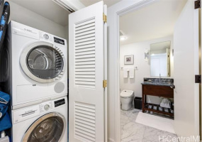 223 Saratoga Road,Honolulu,Hawaii,96815,2 Bedrooms Bedrooms,3 BathroomsBathrooms,Condo/Townhouse,Saratoga,32,18385057