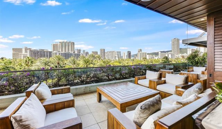 223 Saratoga Road,Honolulu,Hawaii,96815,2 Bedrooms Bedrooms,3 BathroomsBathrooms,Condo/Townhouse,Saratoga,32,18385057