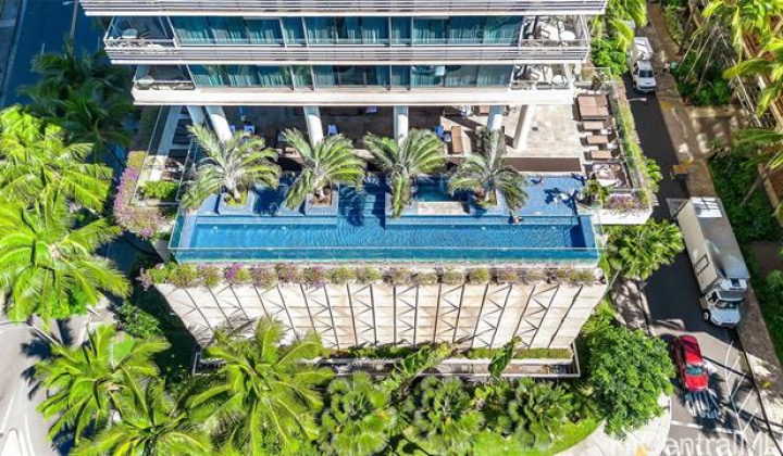 223 Saratoga Road,Honolulu,Hawaii,96815,2 Bedrooms Bedrooms,3 BathroomsBathrooms,Condo/Townhouse,Saratoga,32,18385057