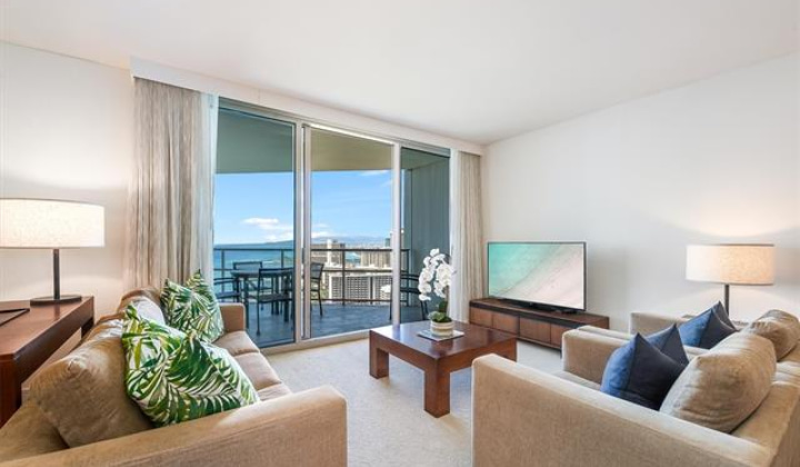 223 Saratoga Road,Honolulu,Hawaii,96815,2 Bedrooms Bedrooms,3 BathroomsBathrooms,Condo/Townhouse,Saratoga,32,18385057