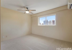 1020 Spencer Street,Honolulu,Hawaii,96822,4 Bedrooms Bedrooms,3 BathroomsBathrooms,Single family,Spencer,18832975