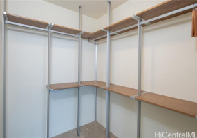 1391 Kapiolani Boulevard,Honolulu,Hawaii,96814,3 Bedrooms Bedrooms,2 BathroomsBathrooms,Condo/Townhouse,Kapiolani,16,18385433