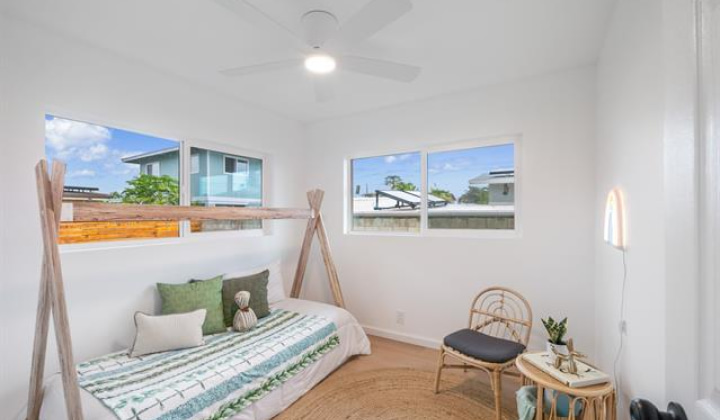 624 Olomana Street,Kailua,Hawaii,96734,4 Bedrooms Bedrooms,2 BathroomsBathrooms,Single family,Olomana,18385461