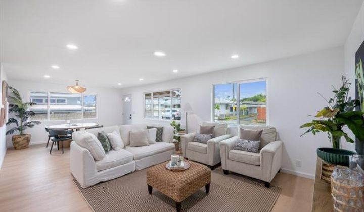 624 Olomana Street,Kailua,Hawaii,96734,4 Bedrooms Bedrooms,2 BathroomsBathrooms,Single family,Olomana,18385461