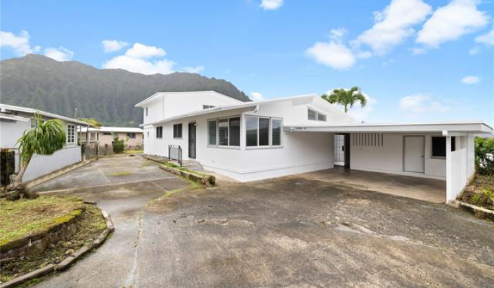 45-561 Mahinui Road,Kaneohe,Hawaii,96744,4 Bedrooms Bedrooms,3 BathroomsBathrooms,Single family,Mahinui,18385474