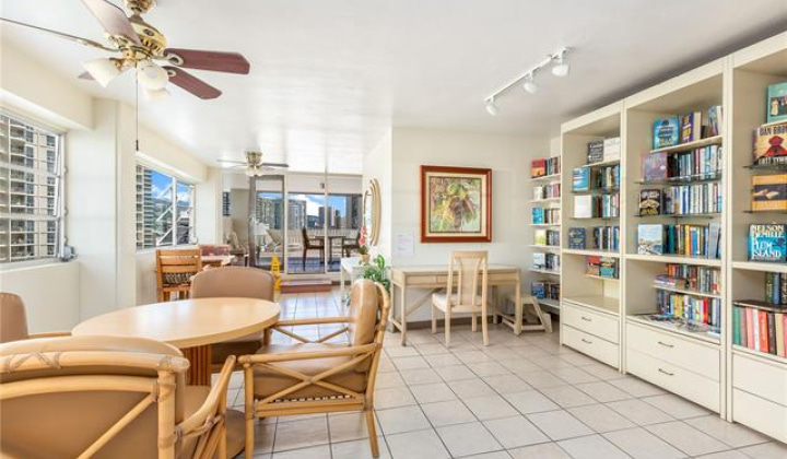425 Ena Road,Honolulu,Hawaii,96815,1 ベッドルーム ベッドルーム,1 バスルームバスルーム,コンド / タウンハウス,Ena,6,18385506