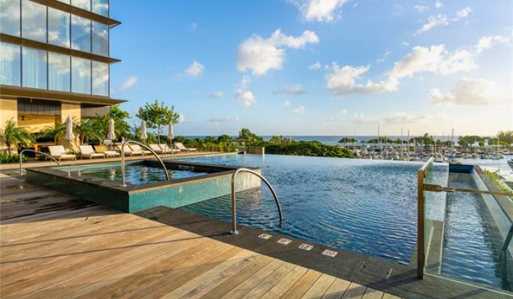1100 Ala Moana Boulevard,Honolulu,Hawaii,96814,2 Bedrooms Bedrooms,2 BathroomsBathrooms,Condo/Townhouse,Ala Moana,13,18385560