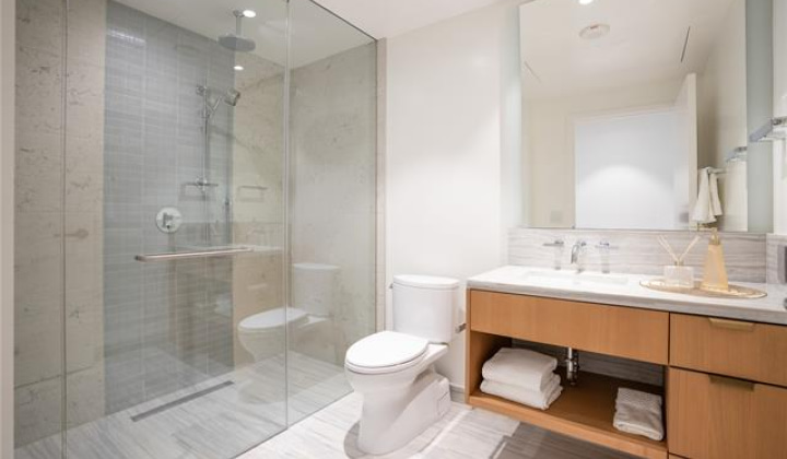 1100 Ala Moana Boulevard,Honolulu,Hawaii,96814,2 Bedrooms Bedrooms,2 BathroomsBathrooms,Condo/Townhouse,Ala Moana,13,18385560