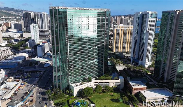 1177 Queen Street,Honolulu,Hawaii,96814,2 ベッドルーム ベッドルーム,2 バスルームバスルーム,コンド / タウンハウス,Queen,7,18386191