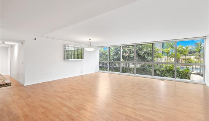 1177 Queen Street,Honolulu,Hawaii,96814,2 ベッドルーム ベッドルーム,2 バスルームバスルーム,コンド / タウンハウス,Queen,7,18386191