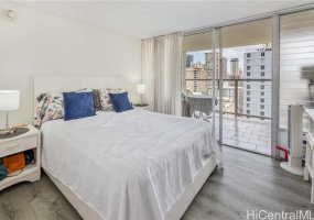 445 Seaside Avenue,Honolulu,Hawaii,96815,1 Bedroom Bedrooms,1 BathroomBathrooms,Condo/Townhouse,Seaside,16,18386392