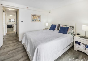 445 Seaside Avenue,Honolulu,Hawaii,96815,1 Bedroom Bedrooms,1 BathroomBathrooms,Condo/Townhouse,Seaside,16,18386392
