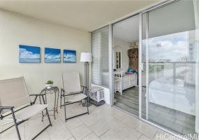 445 Seaside Avenue,Honolulu,Hawaii,96815,1 Bedroom Bedrooms,1 BathroomBathrooms,Condo/Townhouse,Seaside,16,18386392