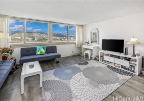 445 Seaside Avenue,Honolulu,Hawaii,96815,1 Bedroom Bedrooms,1 BathroomBathrooms,Condo/Townhouse,Seaside,16,18386392