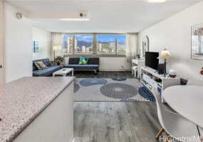 445 Seaside Avenue,Honolulu,Hawaii,96815,1 Bedroom Bedrooms,1 BathroomBathrooms,Condo/Townhouse,Seaside,16,18386392