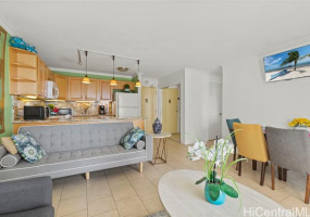 2140 Kuhio Avenue,Honolulu,Hawaii,96815,1 ベッドルーム ベッドルーム,1 バスルームバスルーム,コンド / タウンハウス,Kuhio,18,18386470