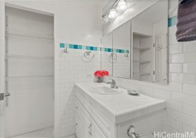2140 Kuhio Avenue,Honolulu,Hawaii,96815,1 ベッドルーム ベッドルーム,1 バスルームバスルーム,コンド / タウンハウス,Kuhio,18,18386470