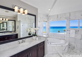 4125 Black Point Road,Honolulu,Hawaii,96816,5 ベッドルーム ベッドルーム,4 バスルームバスルーム,一戸建て,Black Point,18386485