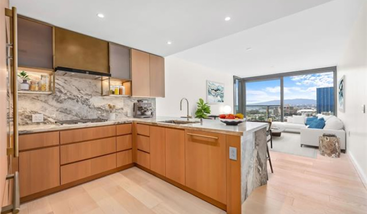 1100 Ala Moana Boulevard,Honolulu,Hawaii,96814,1 Bedroom Bedrooms,1 BathroomBathrooms,Condo/Townhouse,Ala Moana,17,18386586