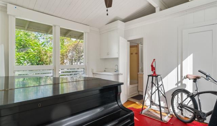 3116 Waialae Avenue,Honolulu,Hawaii,96816,3 Bedrooms Bedrooms,2 BathroomsBathrooms,Single family,Waialae,18386632