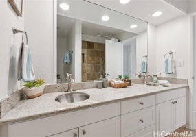 928 Hokulani Street,Honolulu,Hawaii,96825,4 Bedrooms Bedrooms,2 BathroomsBathrooms,Single family,Hokulani,18921780