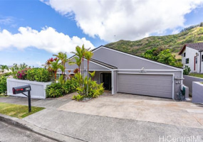 928 Hokulani Street,Honolulu,Hawaii,96825,4 Bedrooms Bedrooms,2 BathroomsBathrooms,Single family,Hokulani,18921780