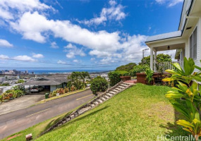1186 Alewa Drive,Honolulu,Hawaii,96817,5 ベッドルーム ベッドルーム,2 バスルームバスルーム,一戸建て,Alewa,18835121